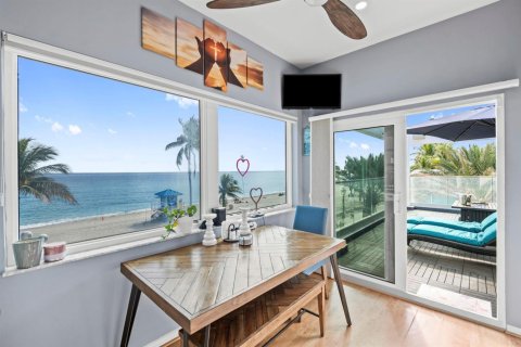 Villa ou maison à vendre à Hollywood, Floride: 10 chambres, 765.51 m2 № 2174198 - photo 14