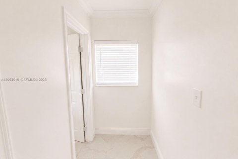 Villa ou maison à louer à Miramar, Floride: 5 chambres, 108.97 m2 № 2268262 - photo 15