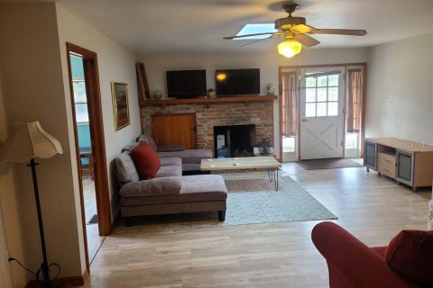 House in Oviedo, Florida 3 bedrooms, 133.78 sq.m. № 1553192 - photo 4