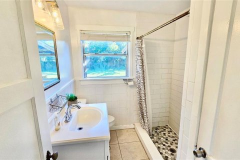 Villa ou maison à vendre à Bradenton, Floride: 2 chambres, 104.61 m2 № 2415133 - photo 7
