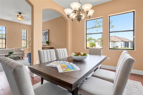 Casa en venta en Eustis, Florida, 5 dormitorios, 444.17 m2 № 1614855 - foto 8