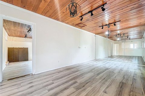 Propiedad comercial en alquiler en Ruskin, Florida, 286.14 m2 № 1905112 - foto 20