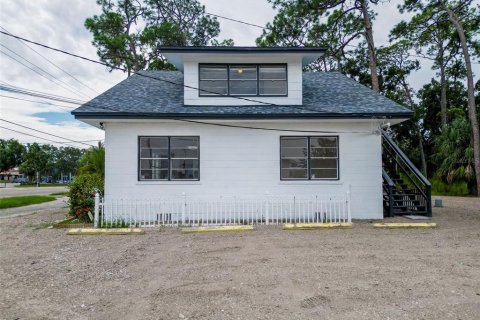 Propiedad comercial en alquiler en Ruskin, Florida, 286.14 m2 № 1905112 - foto 5
