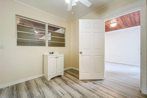 Propiedad comercial en alquiler en Ruskin, Florida, 286.14 m2 № 1905112 - foto 24