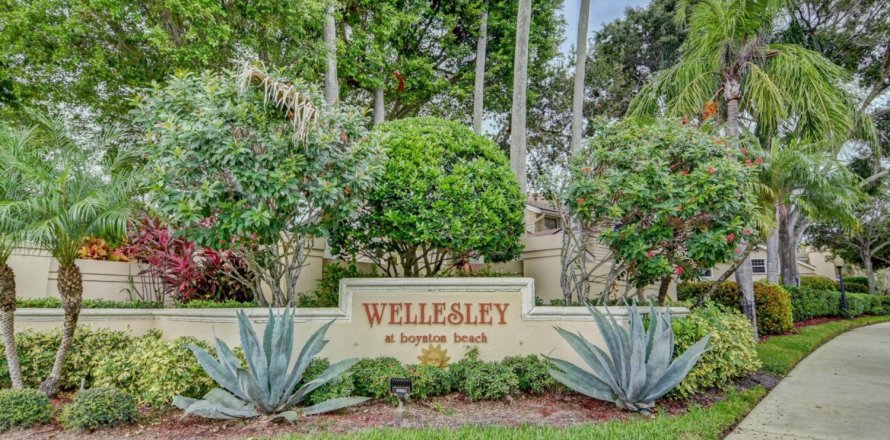 Townhouse in Boynton Beach, Florida 2 bedrooms, 127.65 sq.m. № 1142286