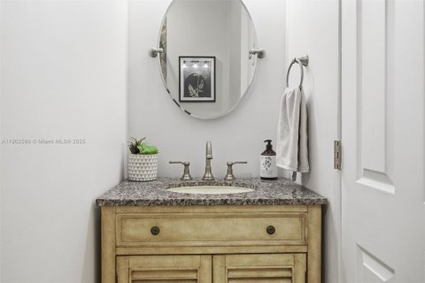 Купить виллу или дом в Плантация, Флорида 5 спален, 309.55м2, № 1953086 - фото 29