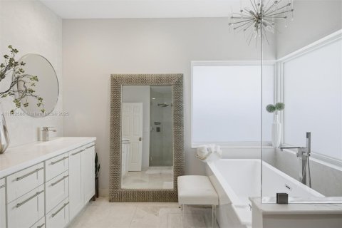 Купить виллу или дом в Плантация, Флорида 5 спален, 309.55м2, № 1953086 - фото 15