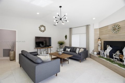 Купить виллу или дом в Плантация, Флорида 5 спален, 309.55м2, № 1953086 - фото 26