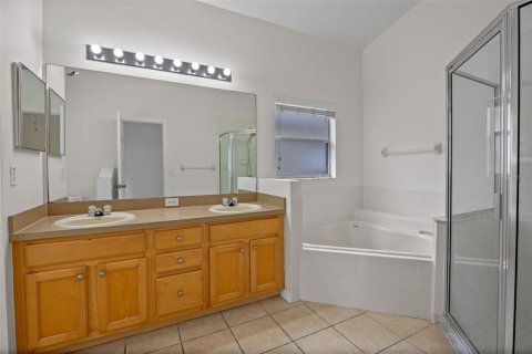 Casa en venta en Winter Park, Florida, 3 dormitorios, 149.85 m2 № 1771216 - foto 12