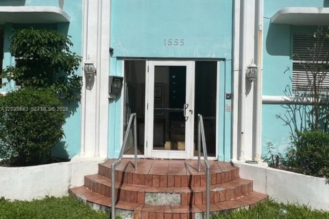 Квартира в Майами-Бич, Флорида 1 спальня, 39.76м2 № 2078007