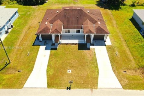 Снять в аренду виллу или дом в Лихай-Эйкерс, Флорида 2 спальни, № 2065364 - фото 3