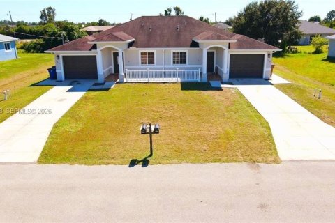 Дом в Лихай-Эйкерс, Флорида 2 спальни № 2065364