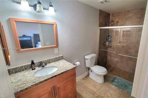 Снять в аренду виллу или дом в Лихай-Эйкерс, Флорида 2 спальни, № 2065364 - фото 13