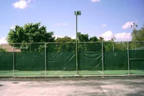 Condo in Miami, Florida, 1 bedroom № 2075407 - photo 12