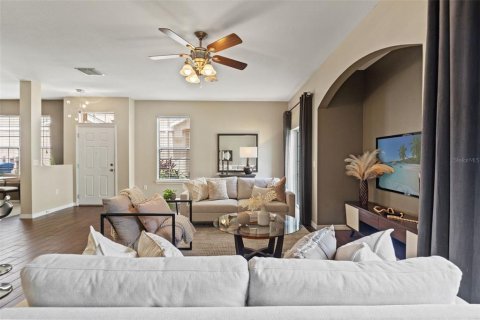 Adosado en venta en Saint Petersburg, Florida, 3 dormitorios, 151.9 m2 № 1919777 - foto 16