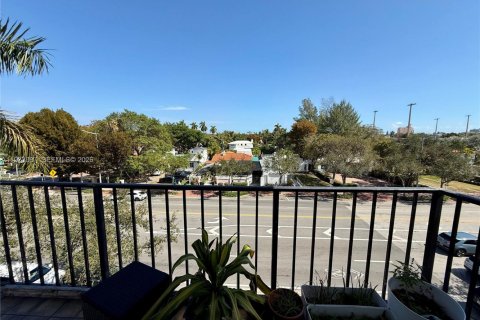 Condominio en alquiler en Miami Beach, Florida, 2 dormitorios, 82.13 m2 № 2033399 - foto 7