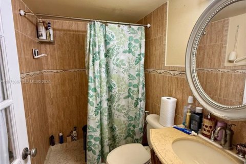 Condominio en alquiler en Miami Beach, Florida, 2 dormitorios, 82.13 m2 № 2033399 - foto 14