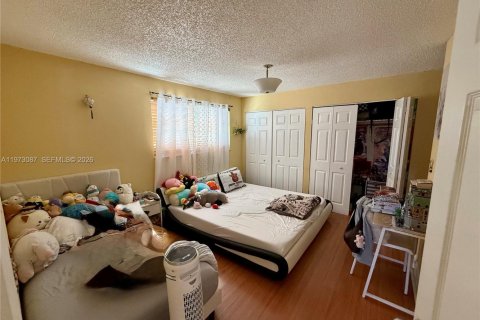 Condominio en alquiler en Miami Beach, Florida, 2 dormitorios, 82.13 m2 № 2033399 - foto 12