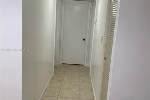 Appartement à louer à Tamarac, Floride: 2 chambres, 76.83 m2 № 1926040 - photo 12