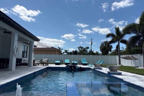 Villa ou maison à louer à Cape Coral, Floride: 3 chambres, 171.22 m2 № 1639619 - photo 19