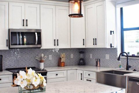 Villa ou maison à louer à Cape Coral, Floride: 3 chambres, 171.22 m2 № 1639619 - photo 30