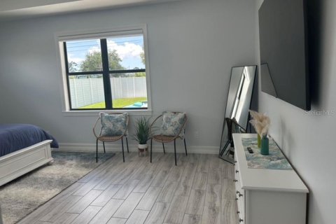 Villa ou maison à louer à Cape Coral, Floride: 3 chambres, 171.22 m2 № 1639619 - photo 11