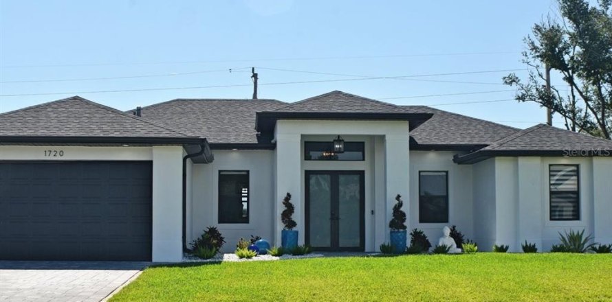 Villa ou maison à Cape Coral, Floride 3 chambres, 171.22 m2 № 1639619