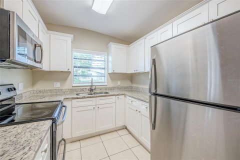 Casa en venta en Orlando, Florida, 3 dormitorios, 89.65 m2 № 1905752 - foto 11