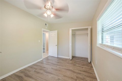 Casa en venta en Orlando, Florida, 3 dormitorios, 89.65 m2 № 1905752 - foto 22