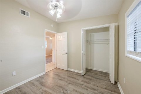Casa en venta en Orlando, Florida, 3 dormitorios, 89.65 m2 № 1905752 - foto 19