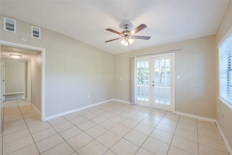 Casa en venta en Orlando, Florida, 3 dormitorios, 89.65 m2 № 1905752 - foto 6