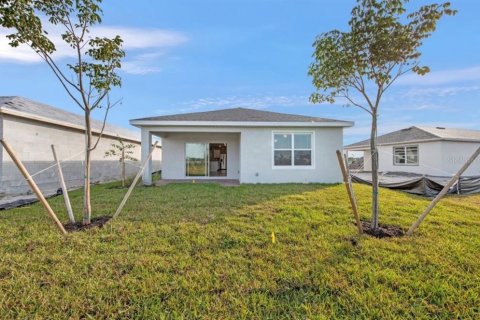 House in North Fort Myers, Florida 3 bedrooms, 132.57 sq.m. № 2231036 - photo 20