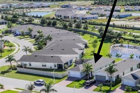 House in North Fort Myers, Florida 3 bedrooms, 132.57 sq.m. № 2231036 - photo 16