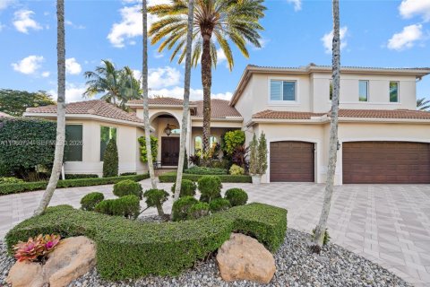 Casa en venta en Weston, Florida, 6 dormitorios, 417.78 m2 № 2038323 - foto 2
