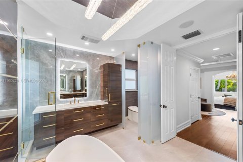 Casa en venta en Weston, Florida, 6 dormitorios, 417.78 m2 № 2038323 - foto 28