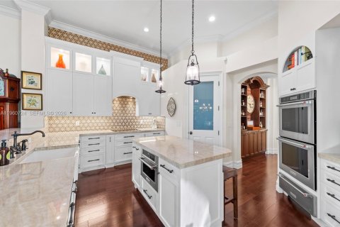 Casa en venta en Weston, Florida, 6 dormitorios, 417.78 m2 № 2038323 - foto 9