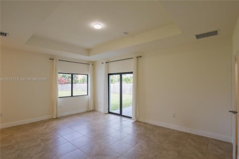 House in Palmetto Bay, Florida 5 bedrooms, 244.61 sq.m. № 2153852 - photo 7