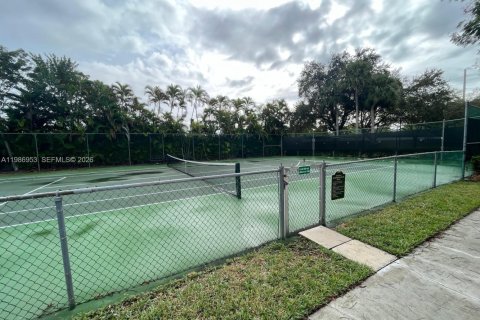 Adosado en alquiler en Miami, Florida, 2 dormitorios, 135.27 m2 № 2049124 - foto 13