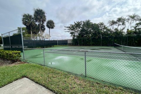 Adosado en alquiler en Miami, Florida, 2 dormitorios, 135.27 m2 № 2049124 - foto 12