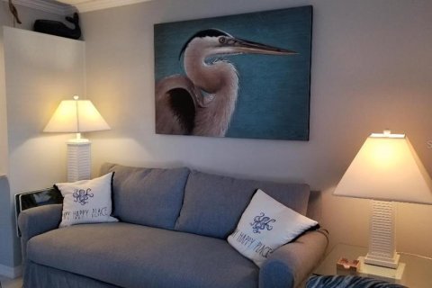 Condo in Saint Petersburg, Florida, 1 bedroom  № 2205929 - photo 7