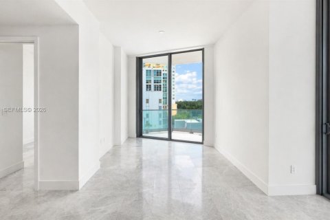 Copropriété à vendre à Miami, Floride: 2 chambres, 102.38 m2 № 2066342 - photo 12