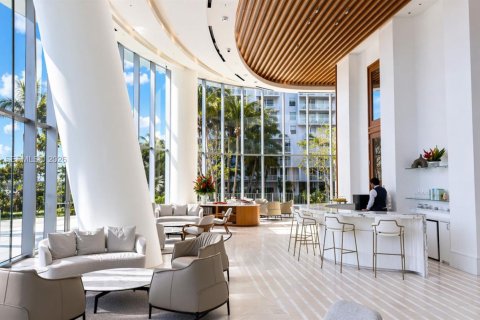 Copropriété à vendre à Miami, Floride: 2 chambres, 102.38 m2 № 2066342 - photo 16