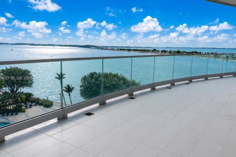 Copropriété à vendre à Miami, Floride: 2 chambres, 102.38 m2 № 2066342 - photo 2