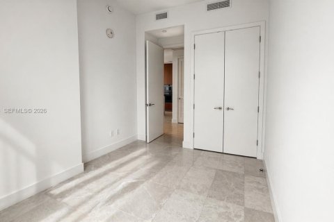 Copropriété à vendre à Miami, Floride: 2 chambres, 102.38 m2 № 2066342 - photo 14