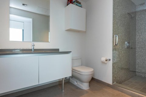 Condo in Miami, Florida, 3 bedrooms  № 1868363 - photo 14