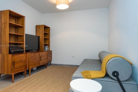 Condo in Miami, Florida, 3 bedrooms  № 1868363 - photo 15
