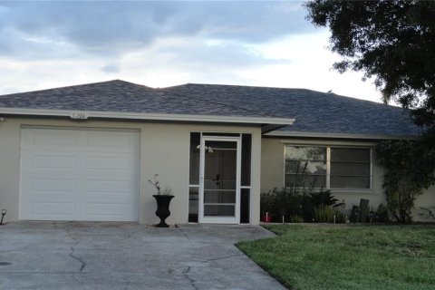 Villa ou maison à vendre à Port Charlotte, Floride: 3 chambres, 156.63 m2 № 2225554 - photo 29