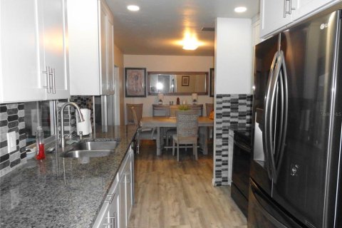 Villa ou maison à vendre à Port Charlotte, Floride: 3 chambres, 156.63 m2 № 2225554 - photo 7