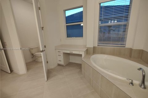 House in Ave Maria, Florida 3 bedrooms № 1887493 - photo 27