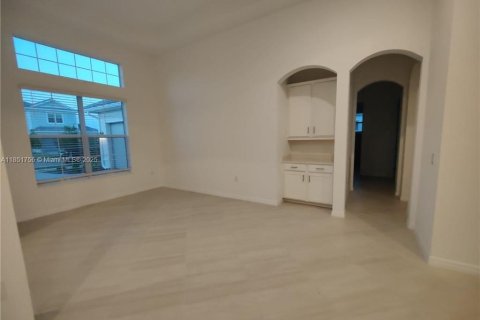 House in Ave Maria, Florida 3 bedrooms № 1887493 - photo 13